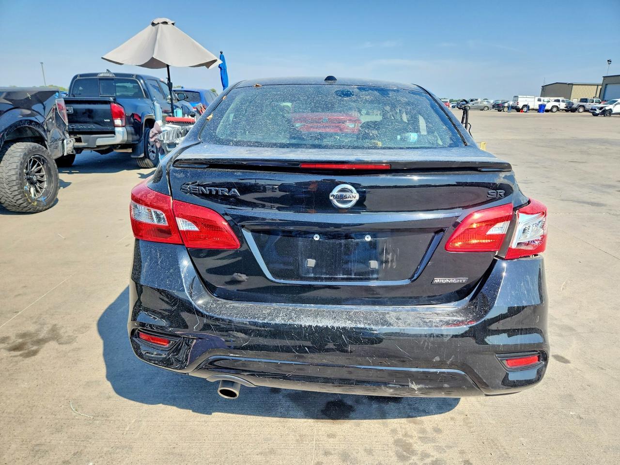 2018 Nissan Sentra Sr - zdjęcie 6