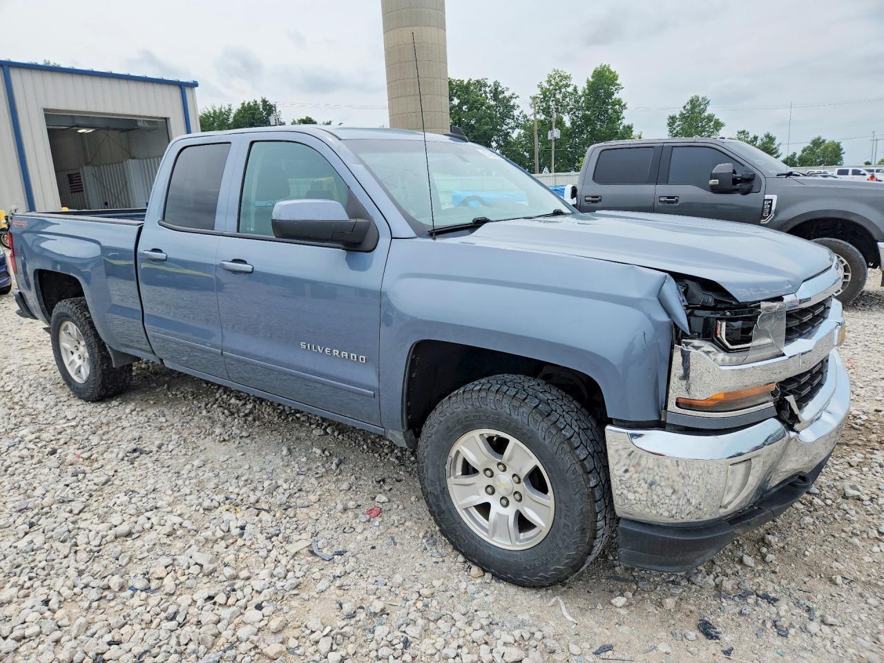 2016 Chevrolet Silverado K1500 Lt - zdjęcie 4