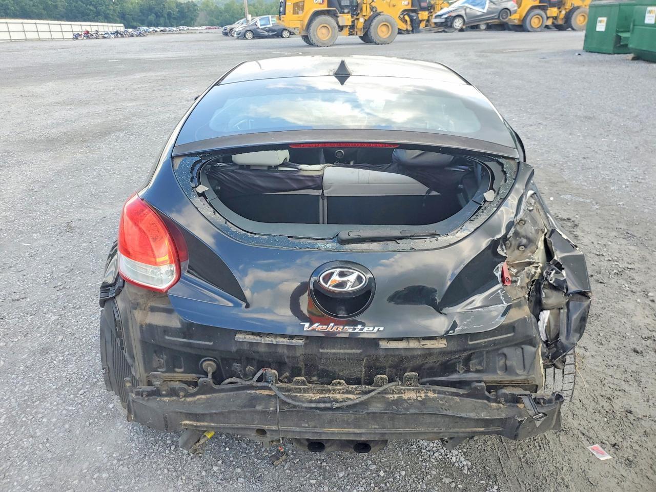 2013 Hyundai Veloster Base - zdjęcie 6