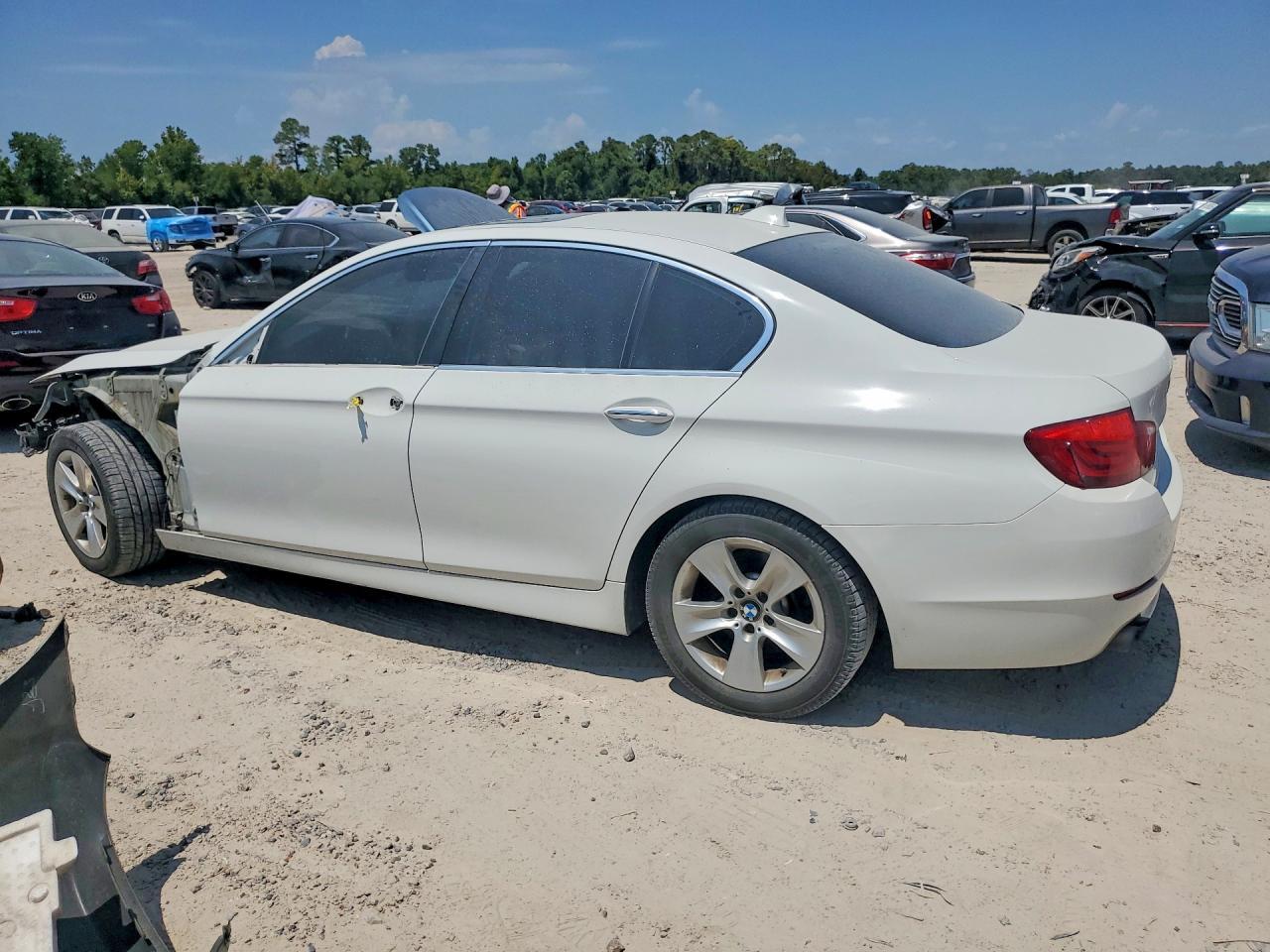 2013 BMW 528 I - zdjęcie 2