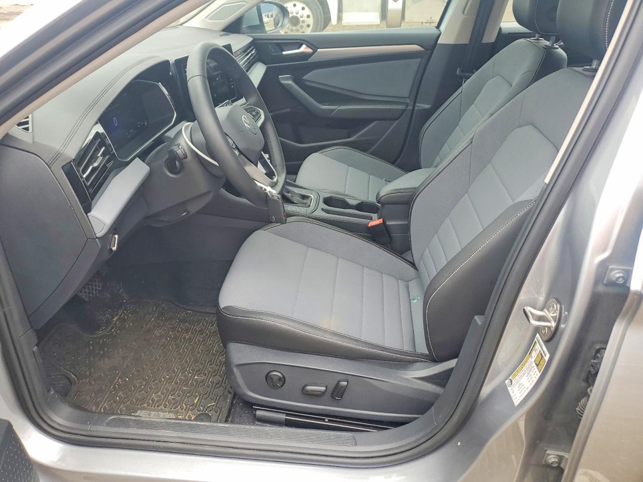 2025 Volkswagen Jetta Se - zdjęcie 7