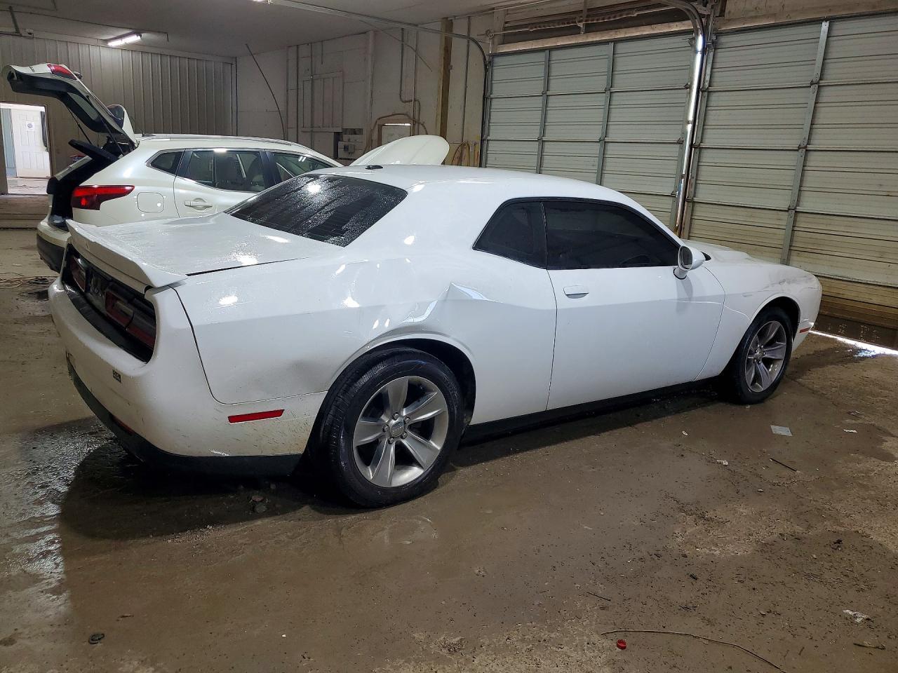 2019 Dodge Challenger Sxt - zdjęcie 3