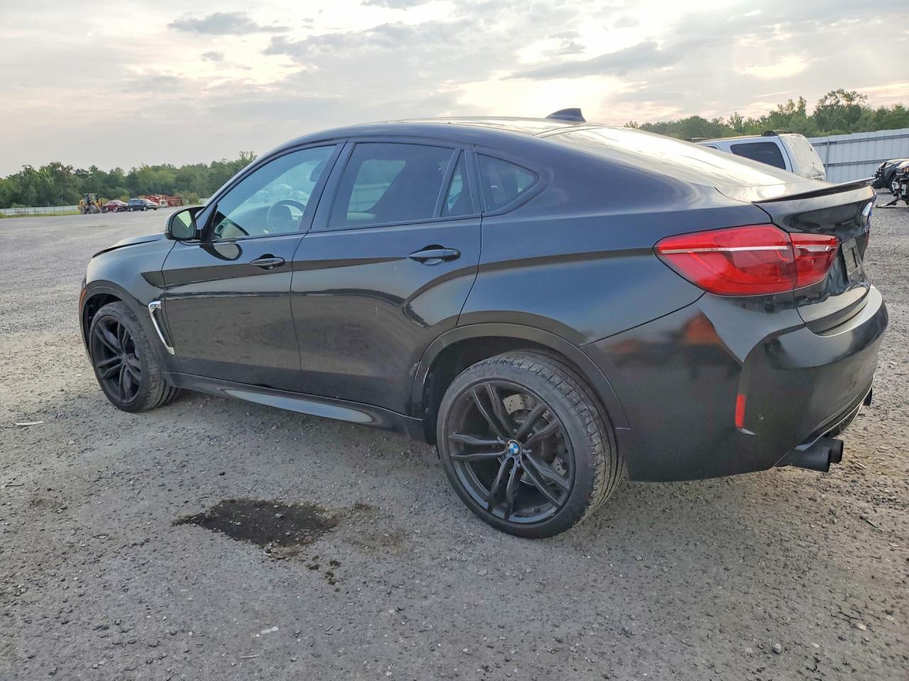 2017 BMW X6 M - zdjęcie 2