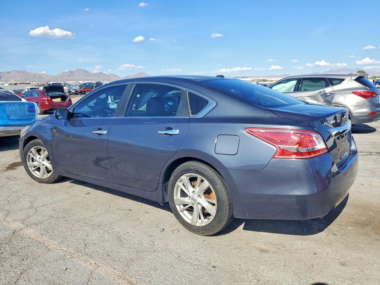 2013 Nissan Altima 2.5 Sv - zdjęcie 2