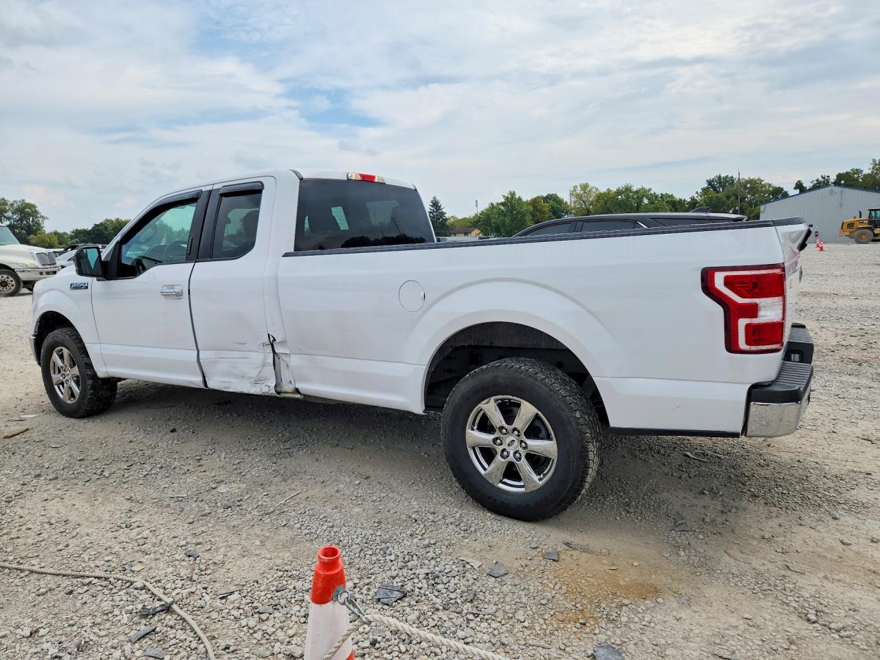 2020 Ford F150 Super Cab - zdjęcie 2