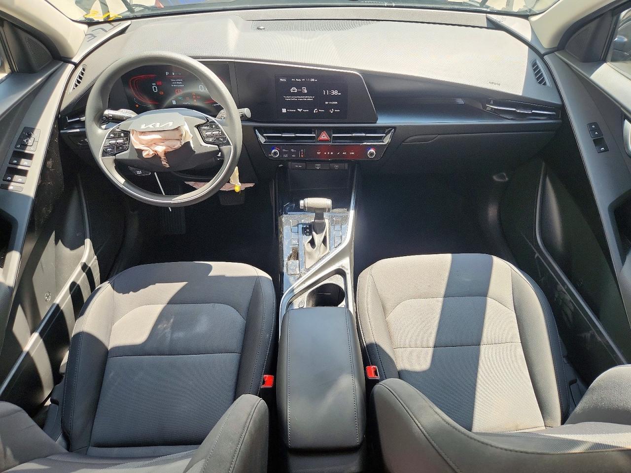 2026 Kia Niro Lx - zdjęcie 8