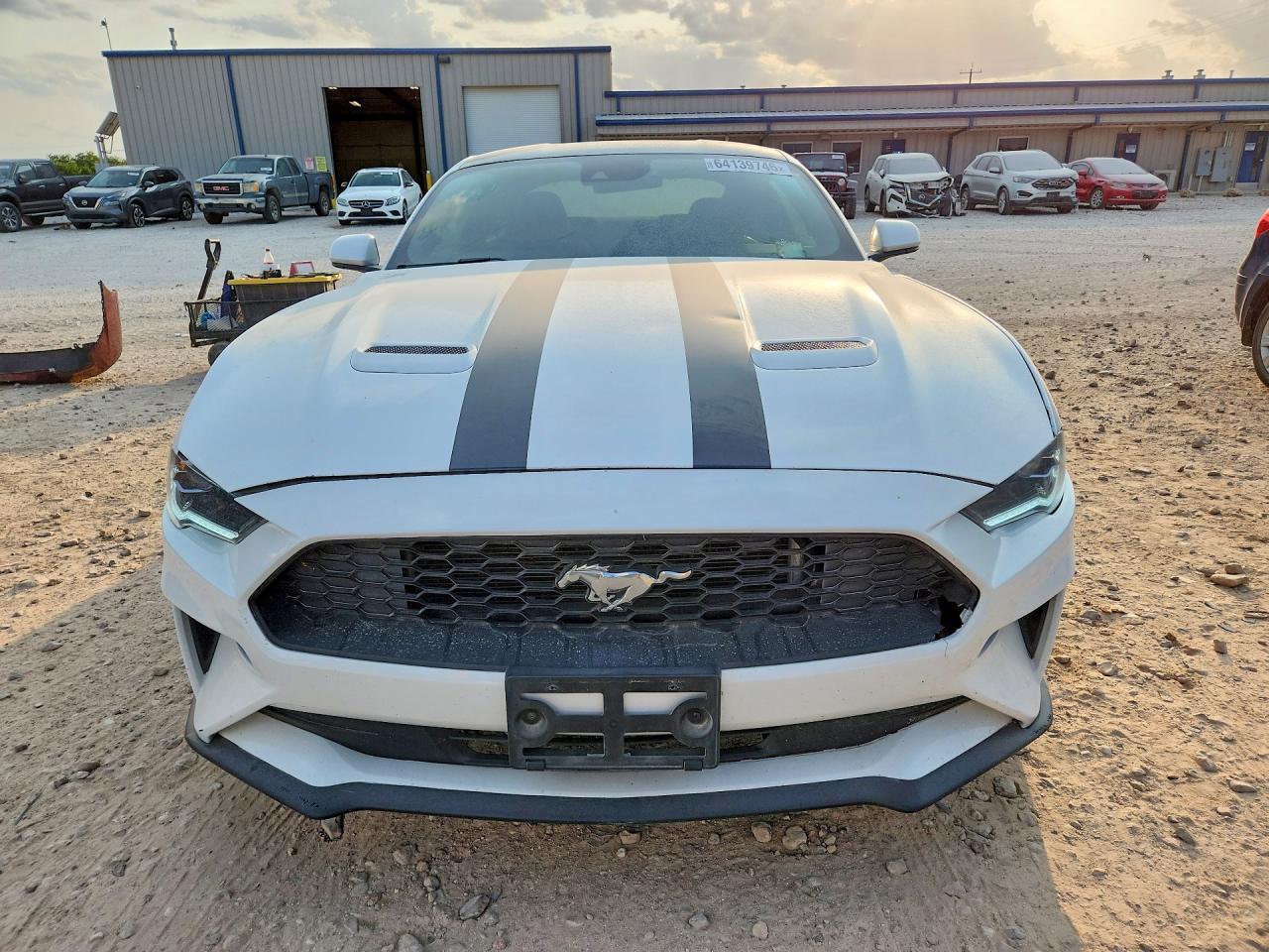 2020 Ford Mustang - zdjęcie 5
