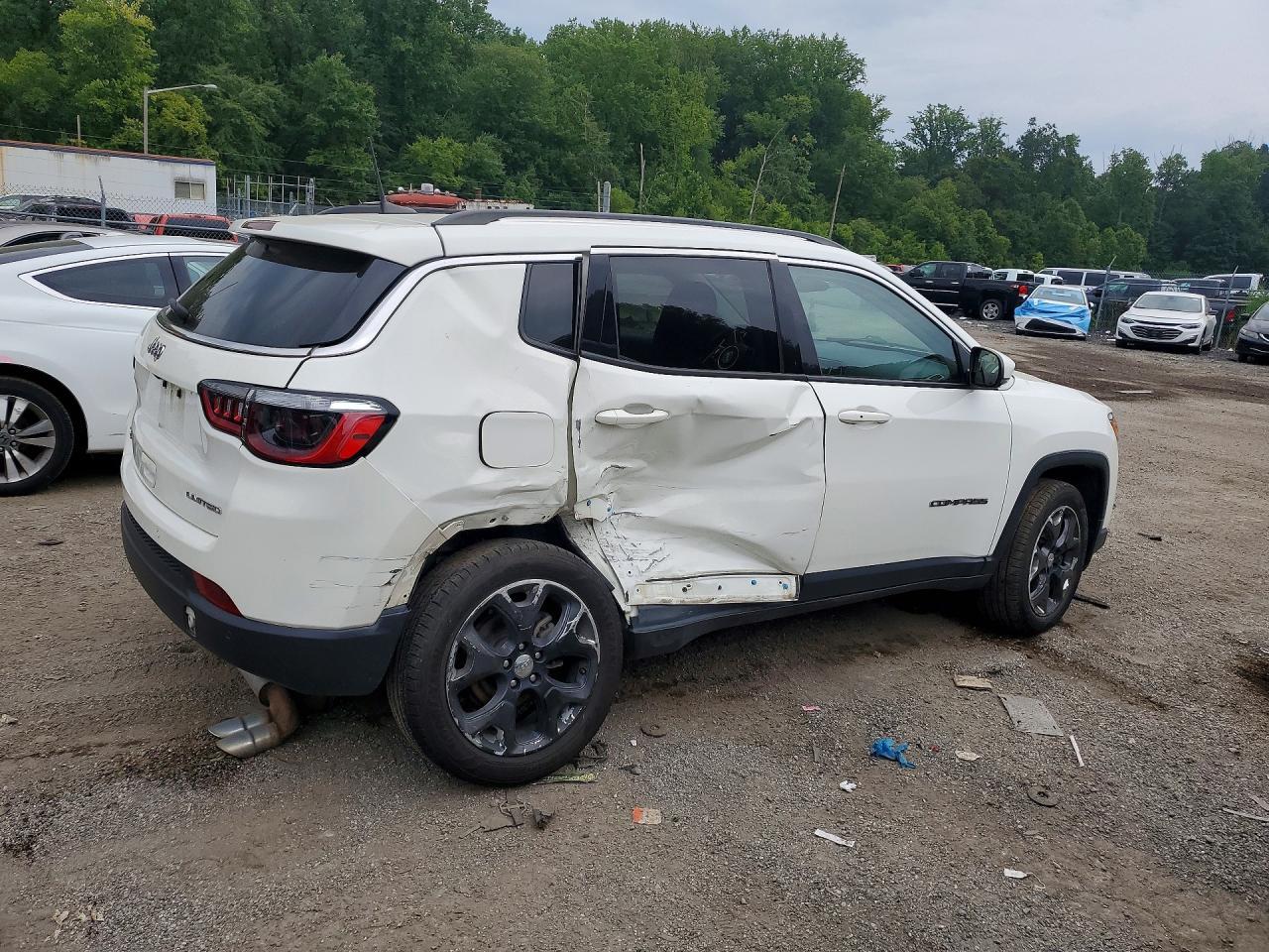 2021 Jeep Compass Limited - zdjęcie 3