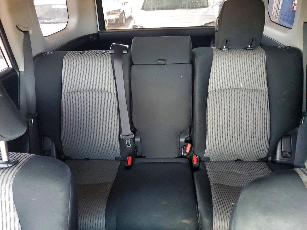 2016 Toyota 4Runner Sr5 - zdjęcie 10