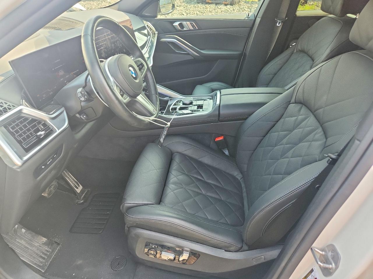 2026 BMW X6 xDrive4 - zdjęcie 7