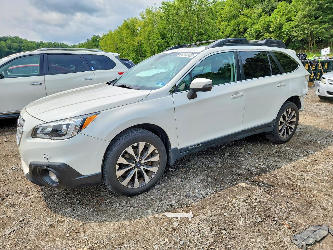 2016 Subaru Outback 2.5I Limited - zdjęcie główne