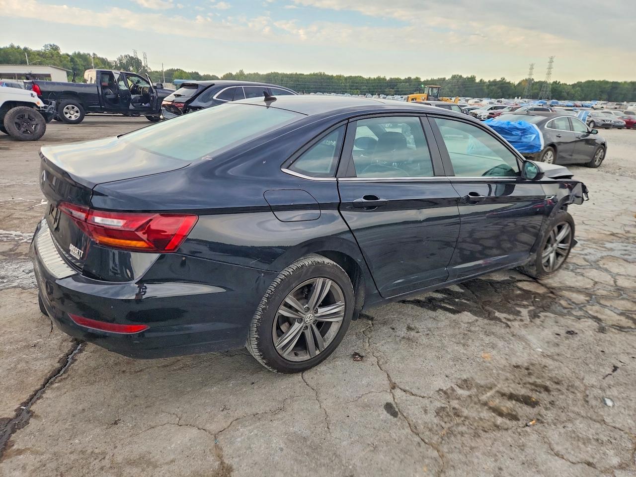 2019 Volkswagen Jetta S - zdjęcie 3