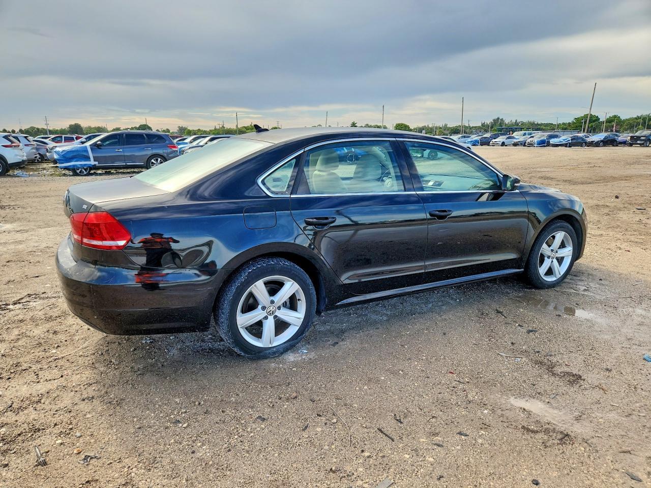 2013 Volkswagen Passat Se - zdjęcie 3
