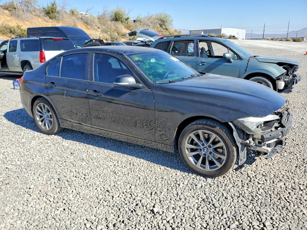 2017 BMW 320 I - zdjęcie 4