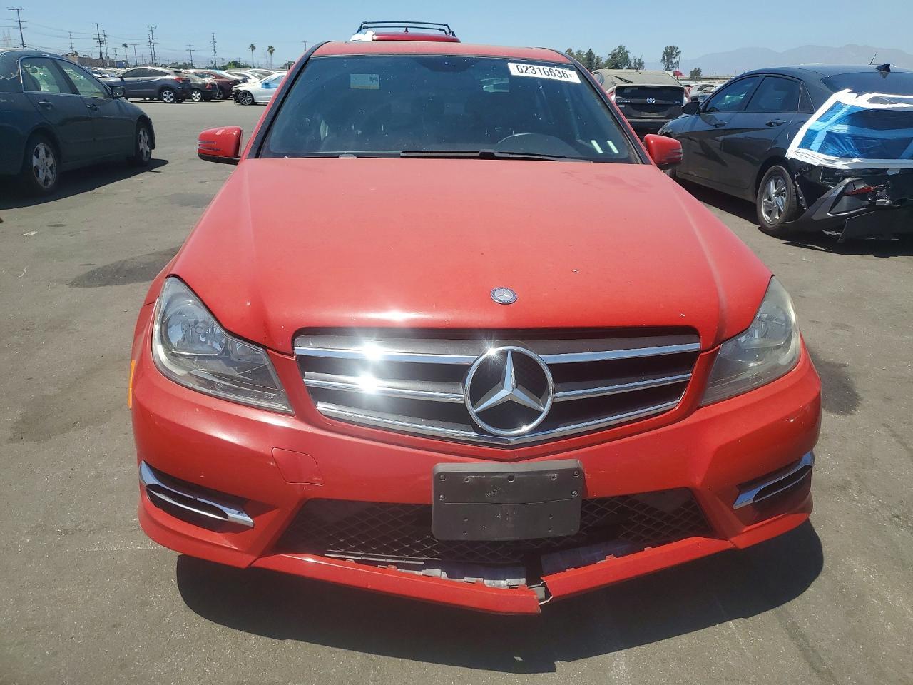 2014 Mercedes-Benz C 250 - zdjęcie 5