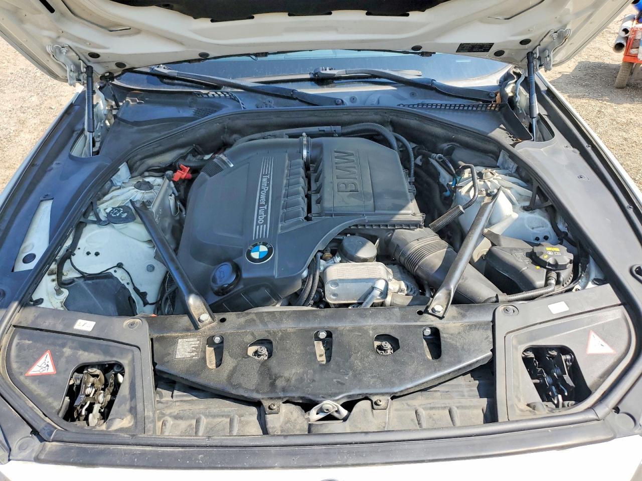 2016 BMW 535 I - zdjęcie 11