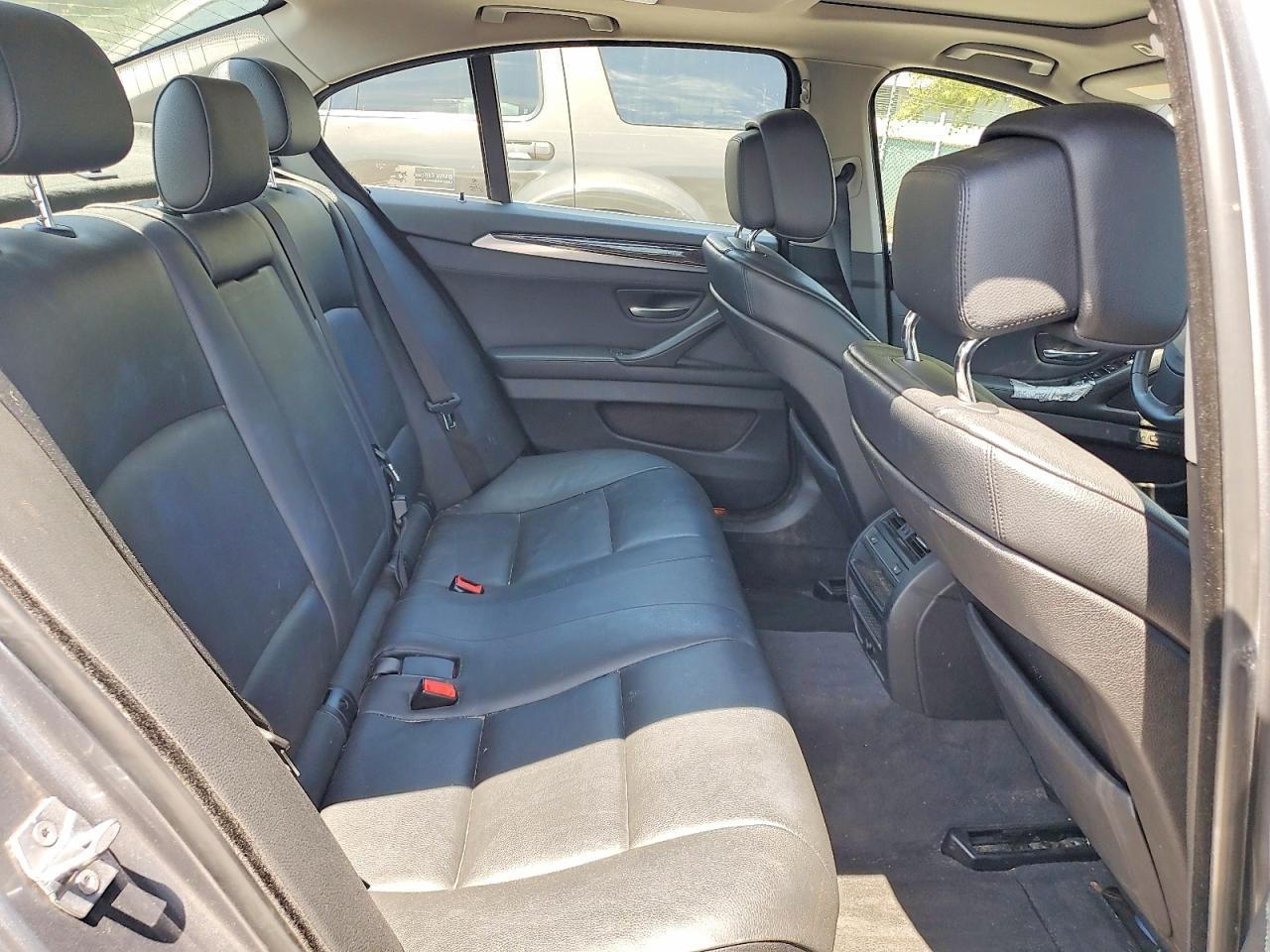 2013 BMW 535 Xi - zdjęcie 10