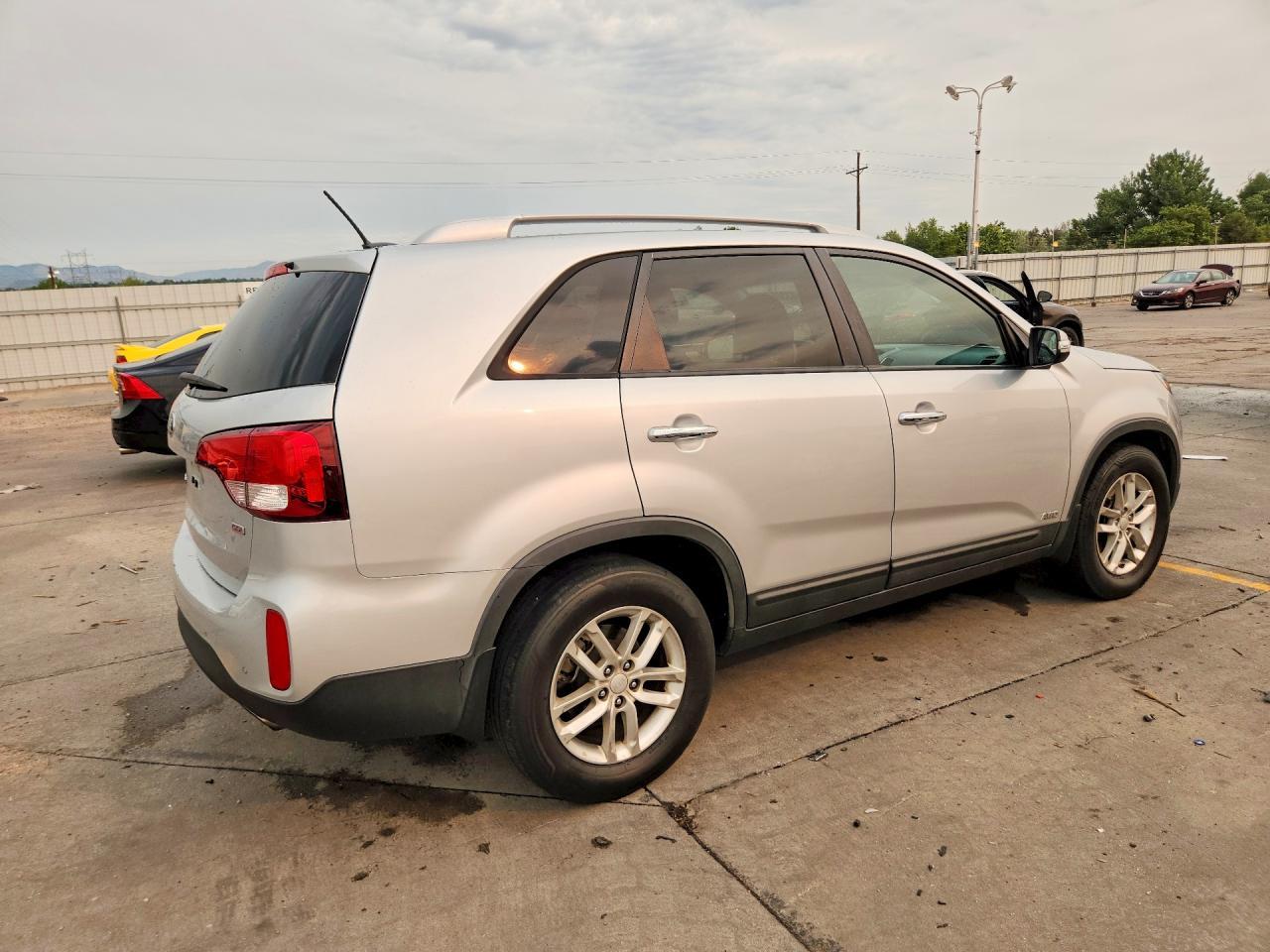 2015 Kia Sorento Lx - zdjęcie 3