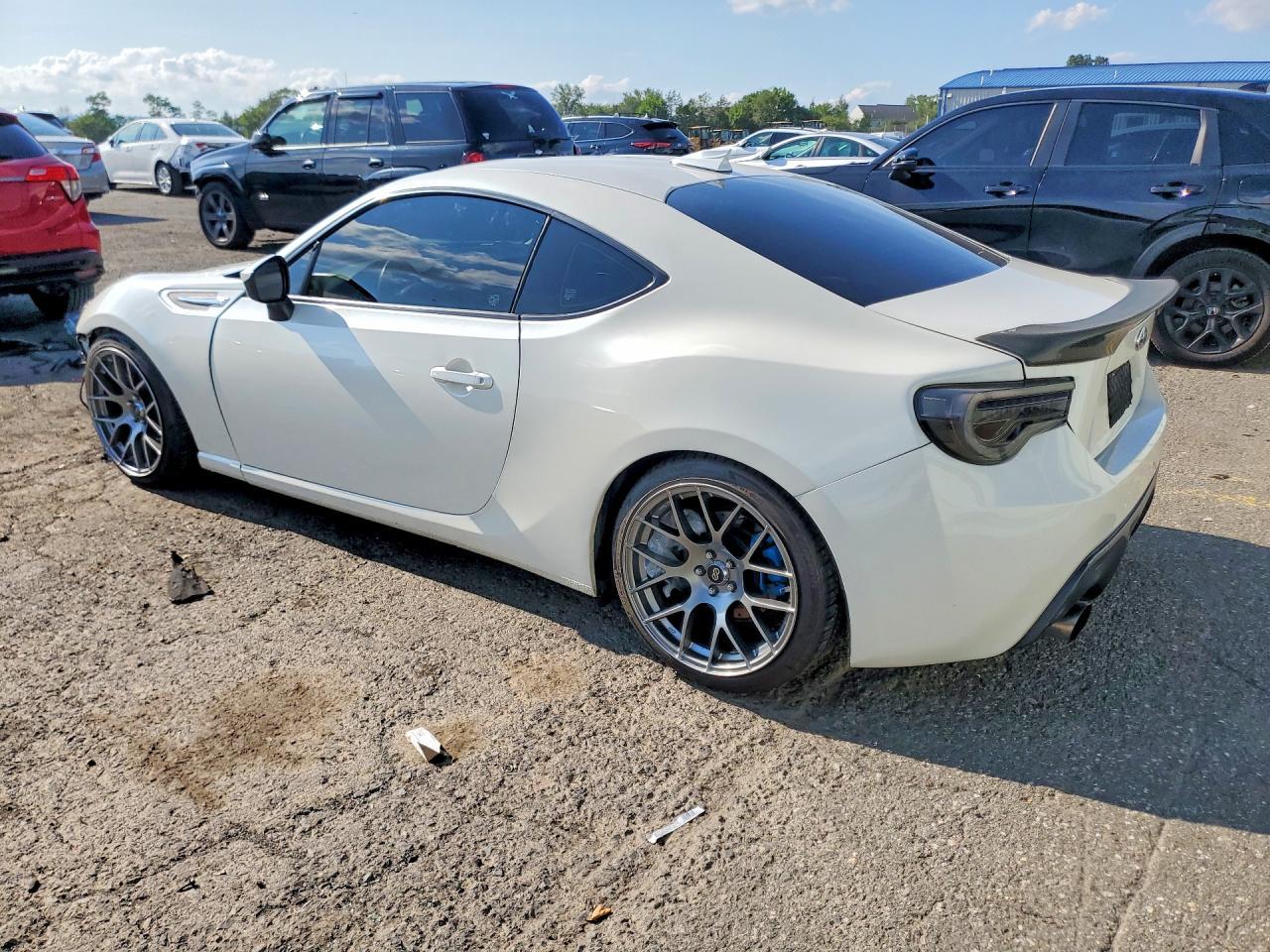 2014 Subaru Brz 2.0 Limited - zdjęcie 2