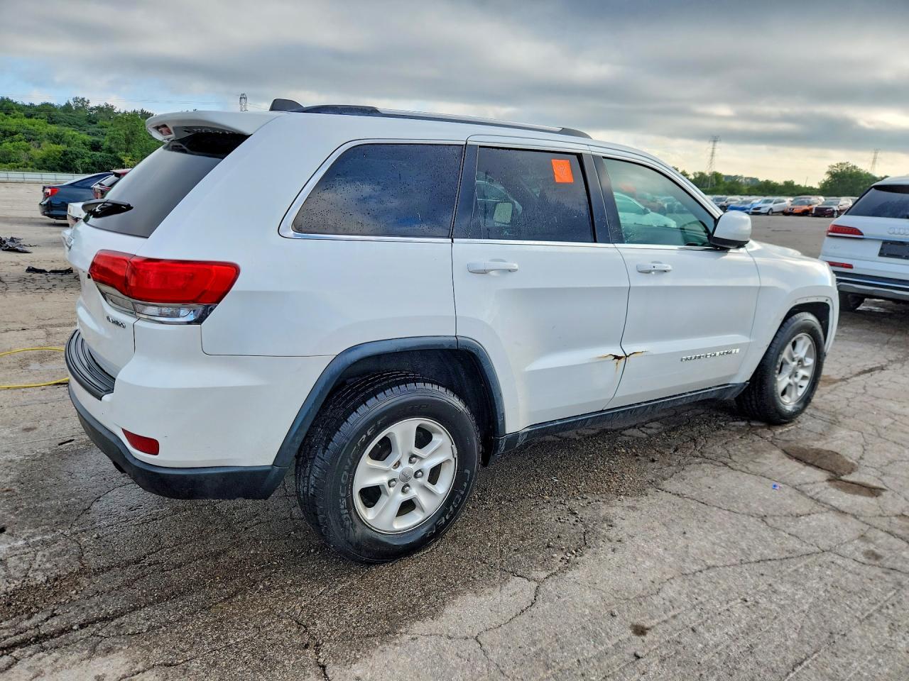 2015 Jeep Grand Cherokee Laredo - zdjęcie 3