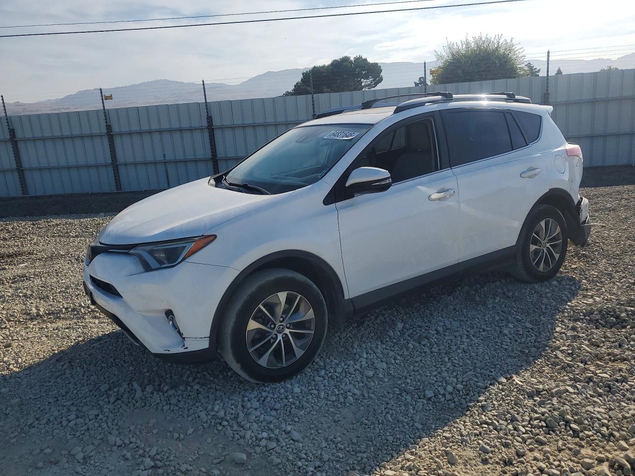 2017 Toyota Rav4 Hybrid Xle - zdjęcie główne