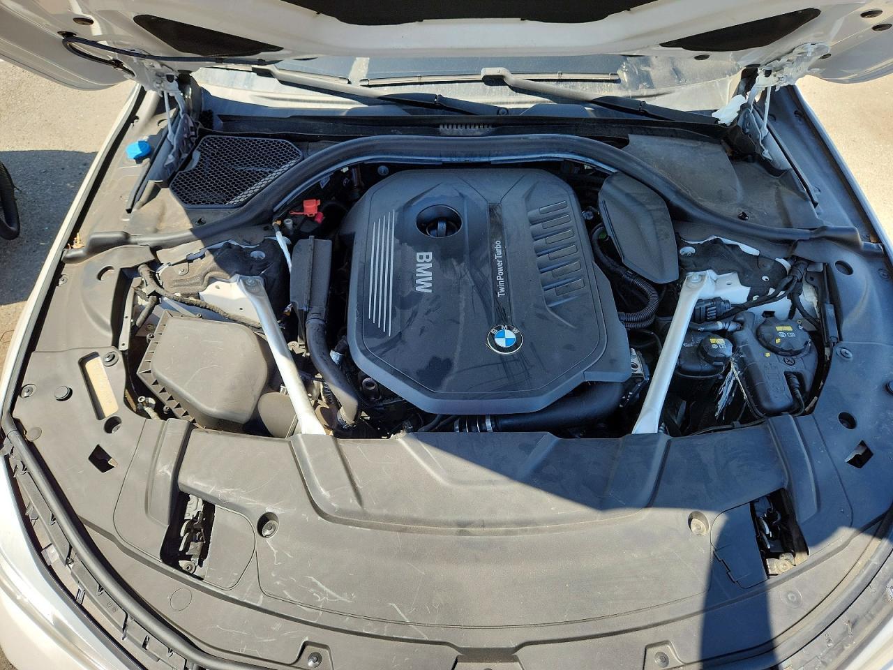 2019 BMW 740 I - zdjęcie 11