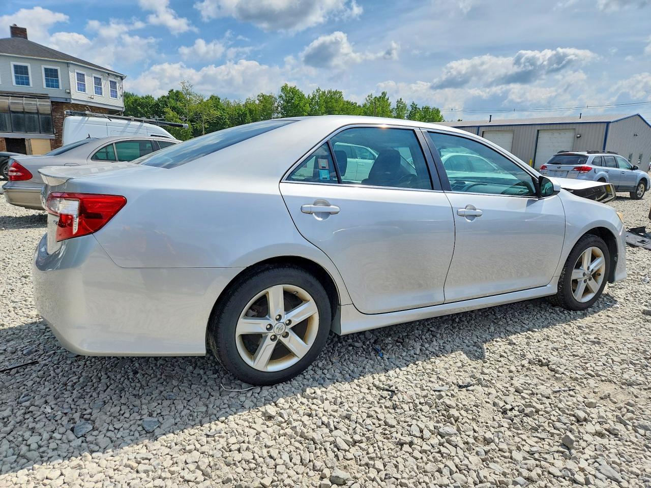 2013 Toyota Camry Se - zdjęcie 3