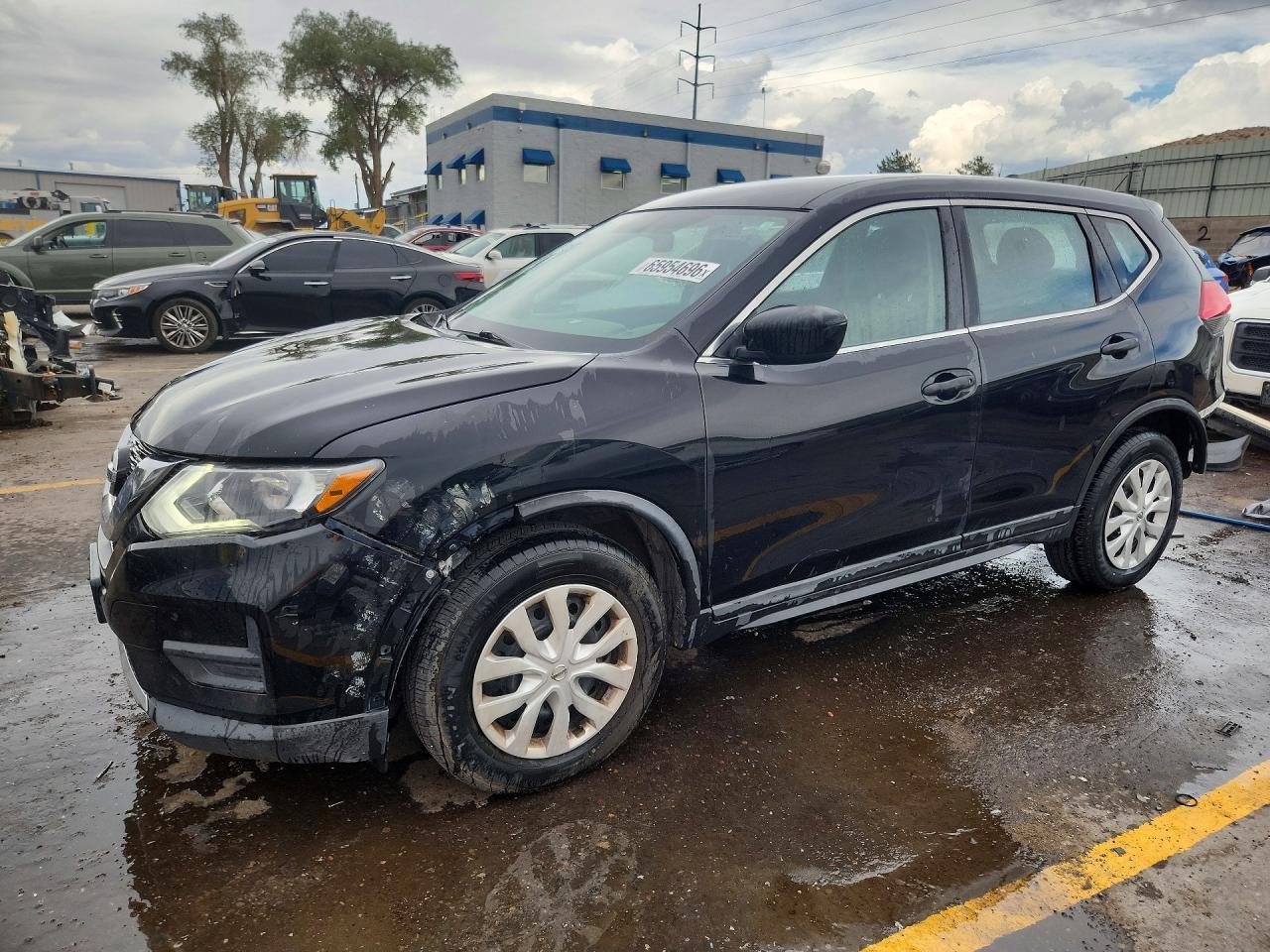 2017 Nissan Rogue S - zdjęcie główne
