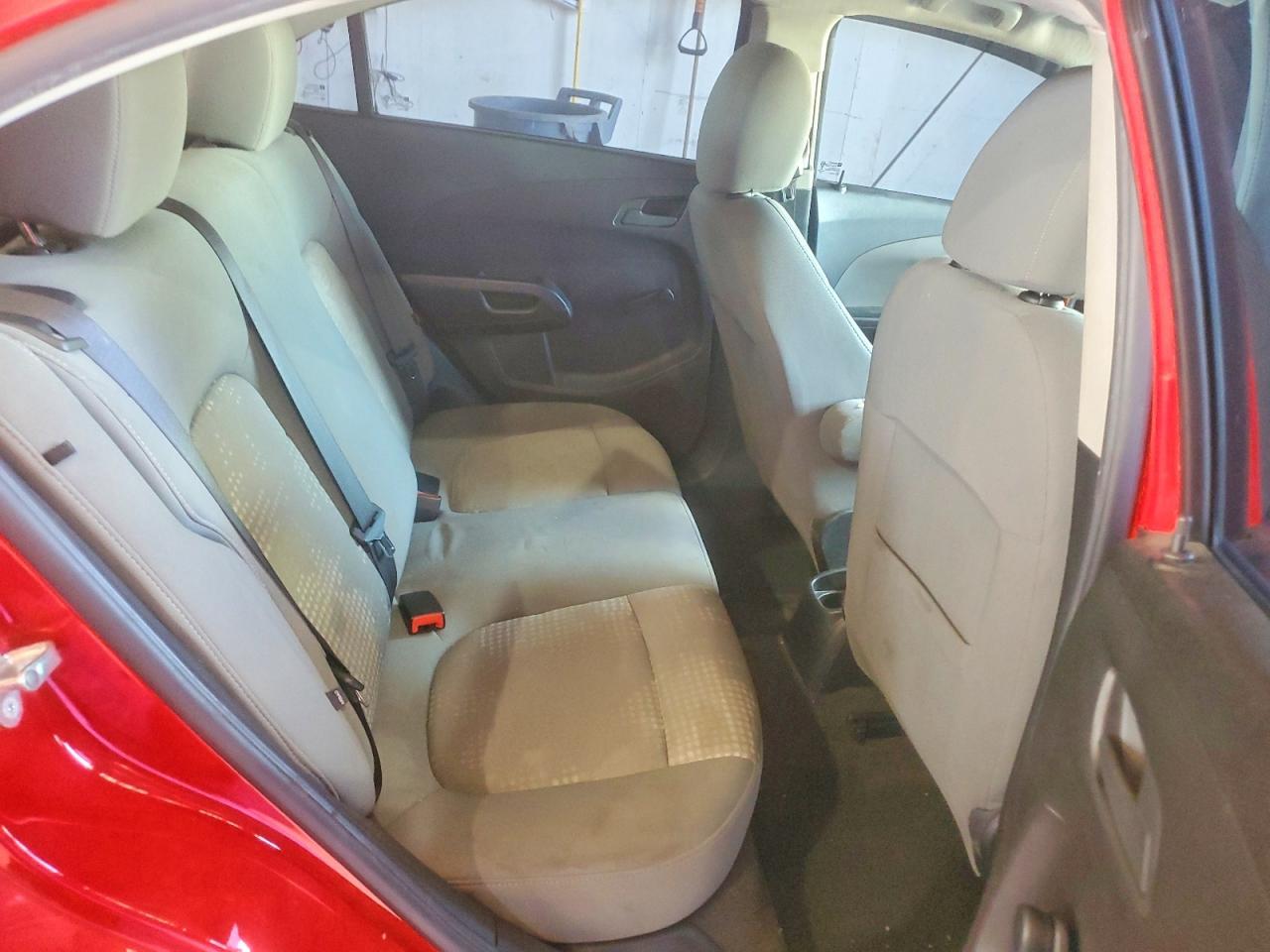 2016 Chevrolet Sonic Ls - zdjęcie 10