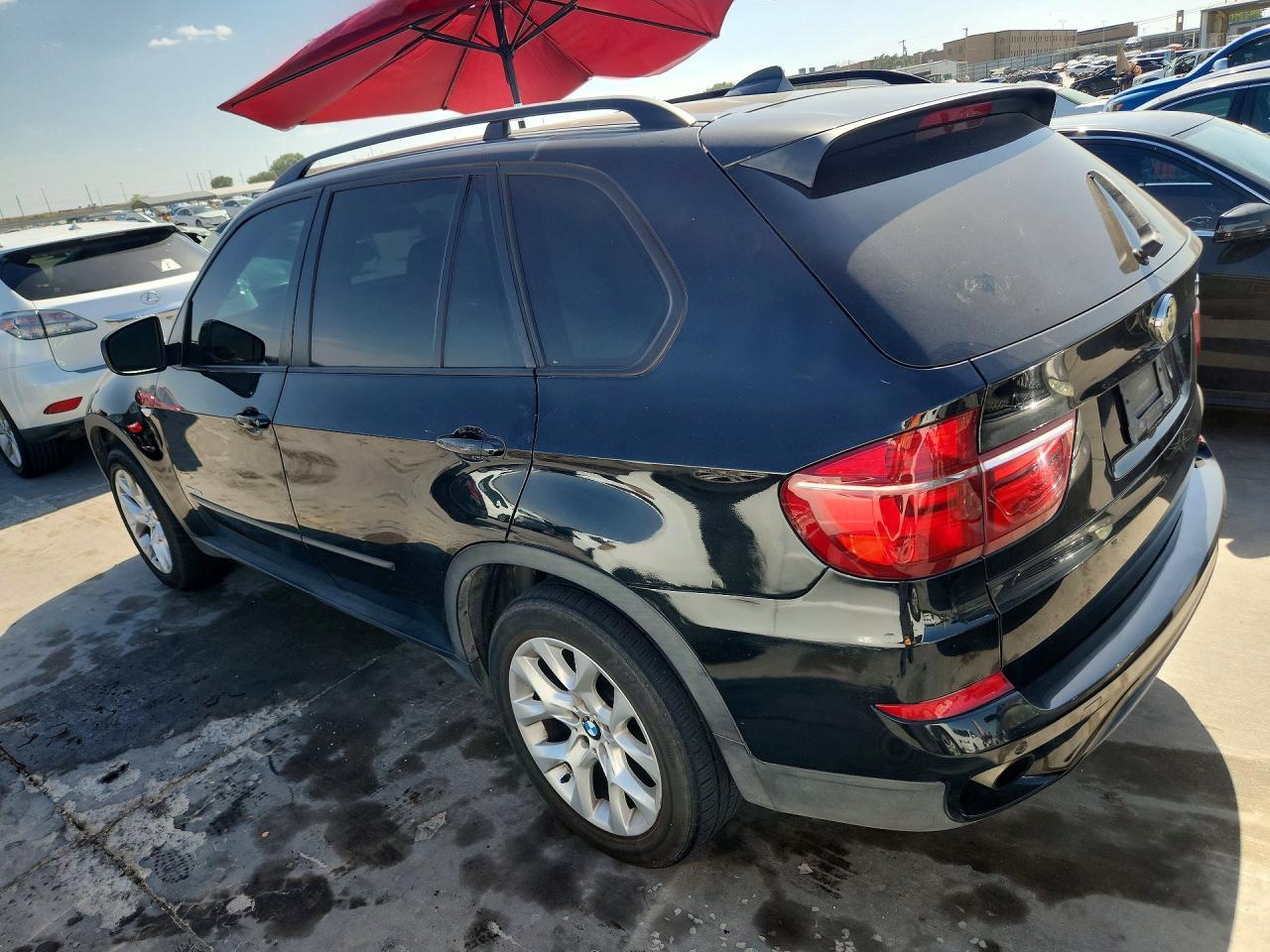 2013 BMW X5 xDrive35I - zdjęcie 2