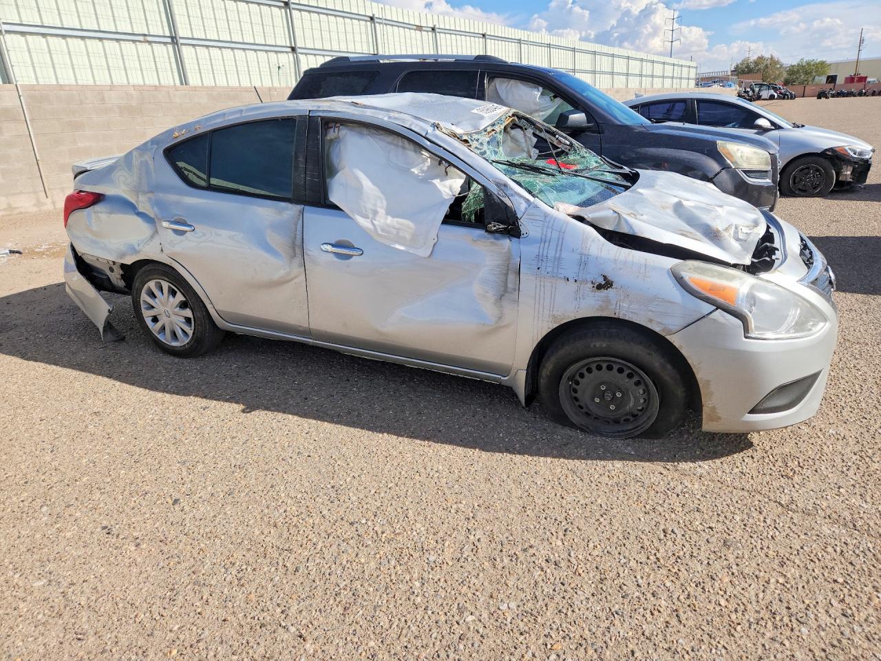 2018 Nissan Versa Sv - zdjęcie 4
