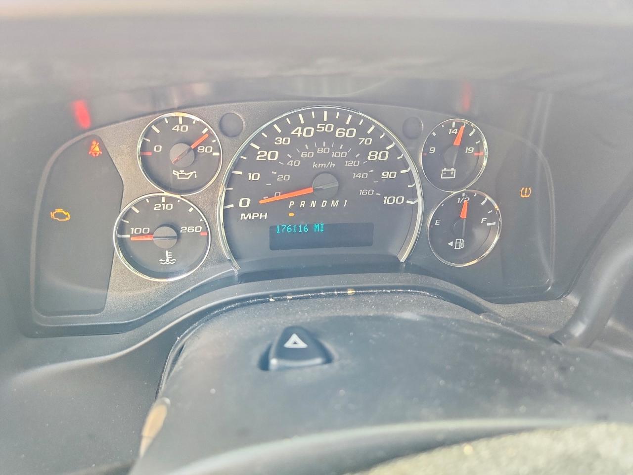 2020 Chevrolet Express G2500 - zdjęcie 9
