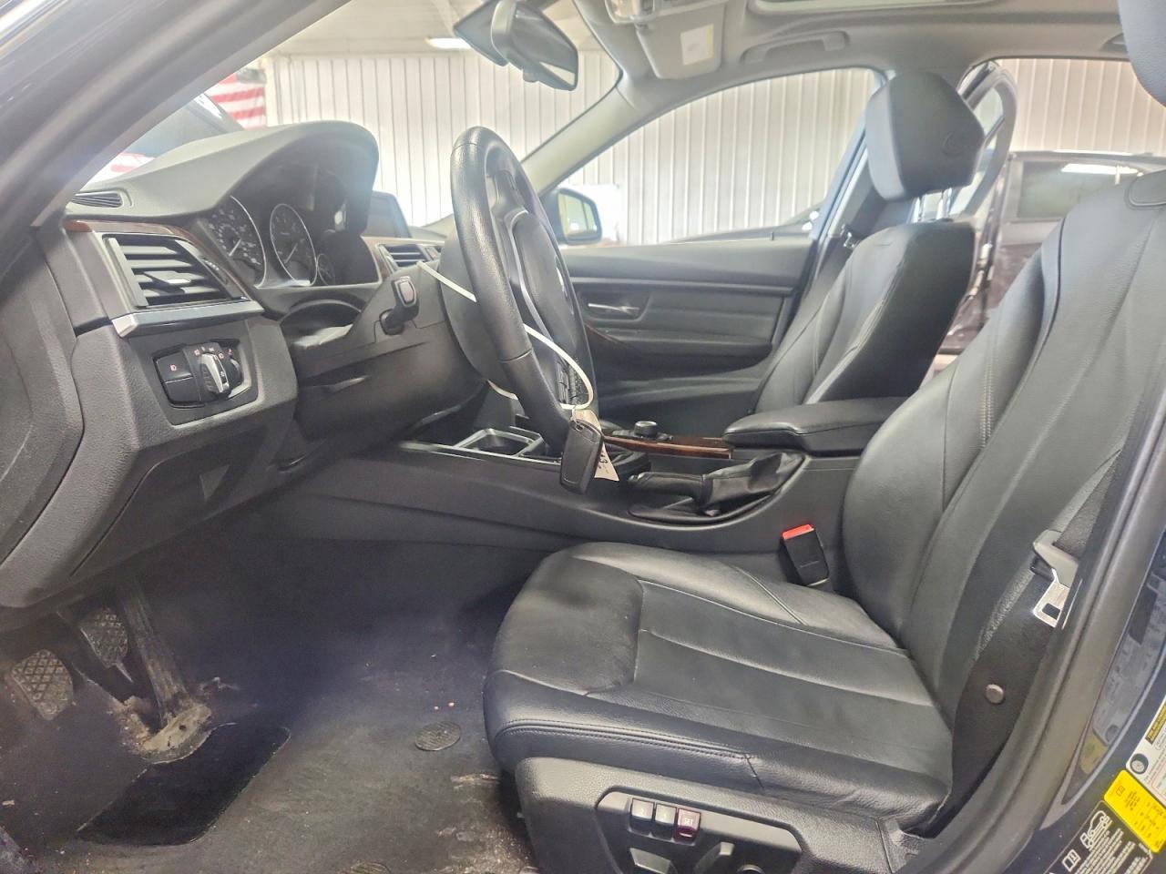 2015 BMW Seria 3 335i - zdjęcie 7