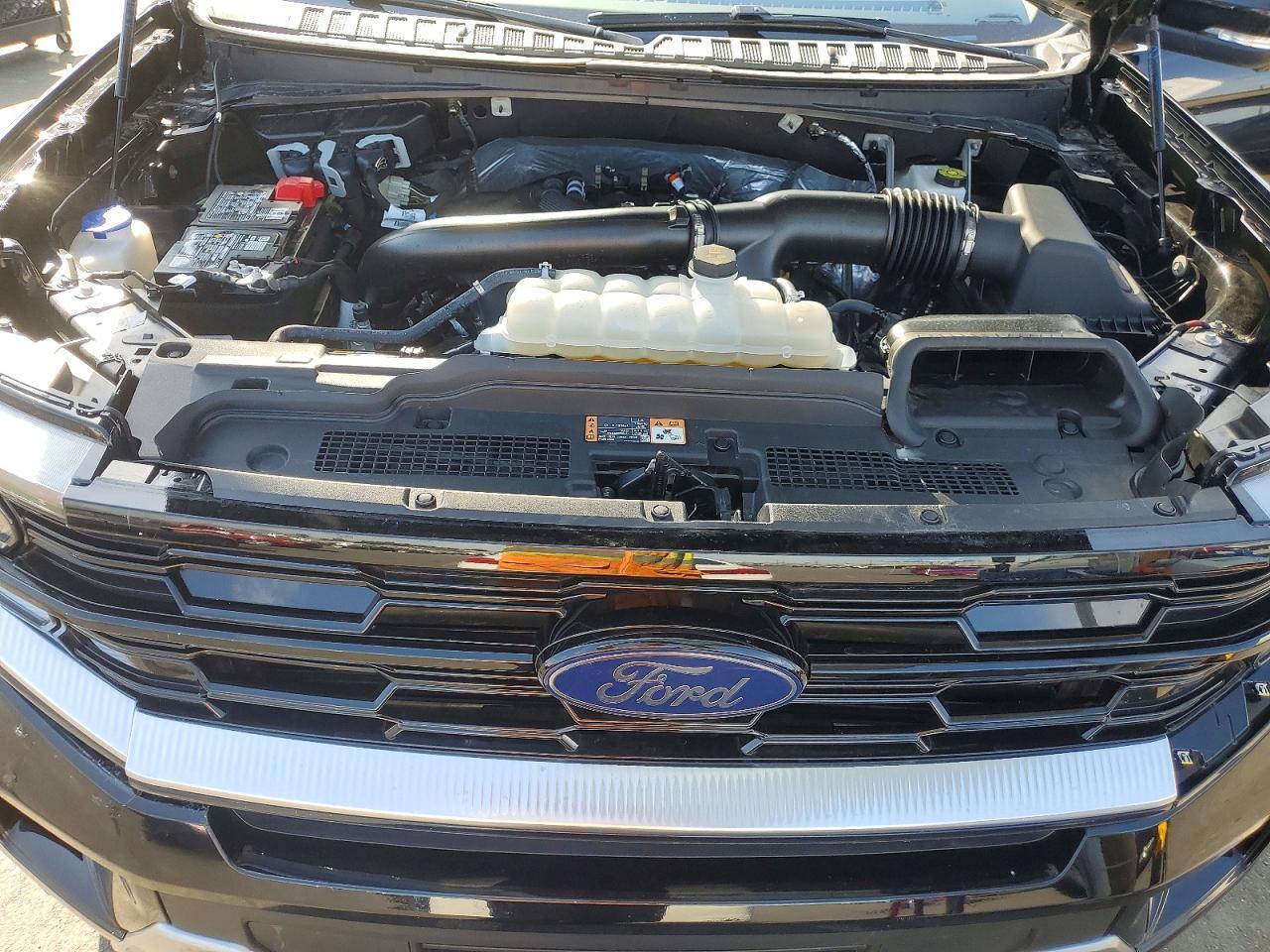 2025 Ford Expedition Max Platinum - zdjęcie 12