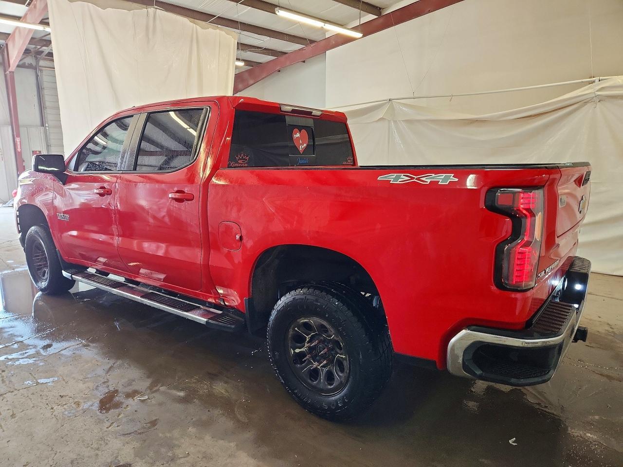 2021 Chevrolet Silverado K1500 Lt - zdjęcie 2