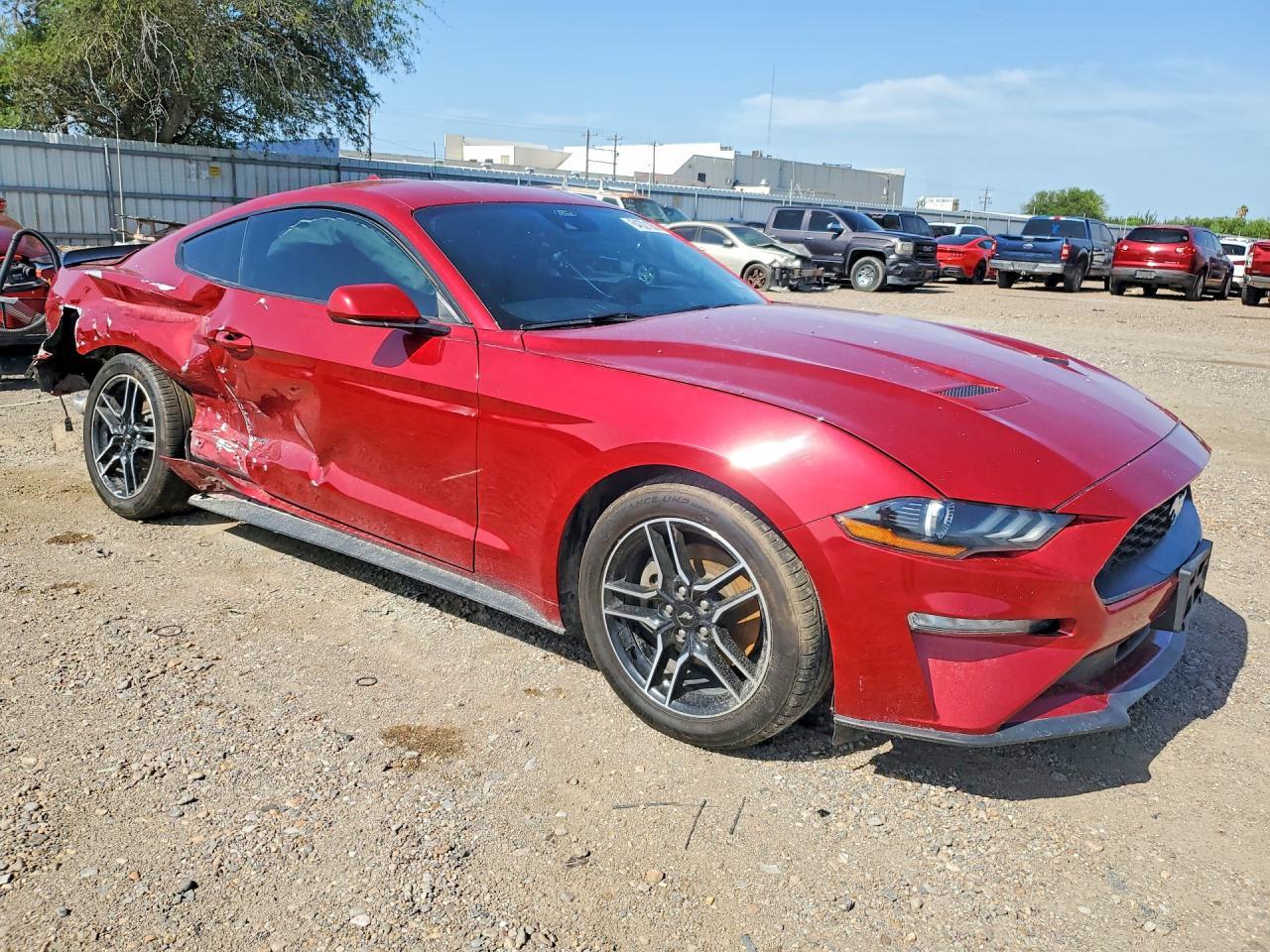 2021 Ford Mustang - zdjęcie 4