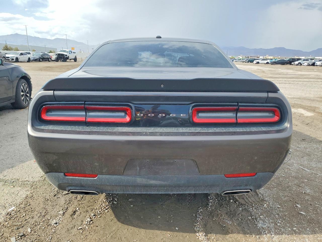 2019 Dodge Challenger Sxt - zdjęcie 6