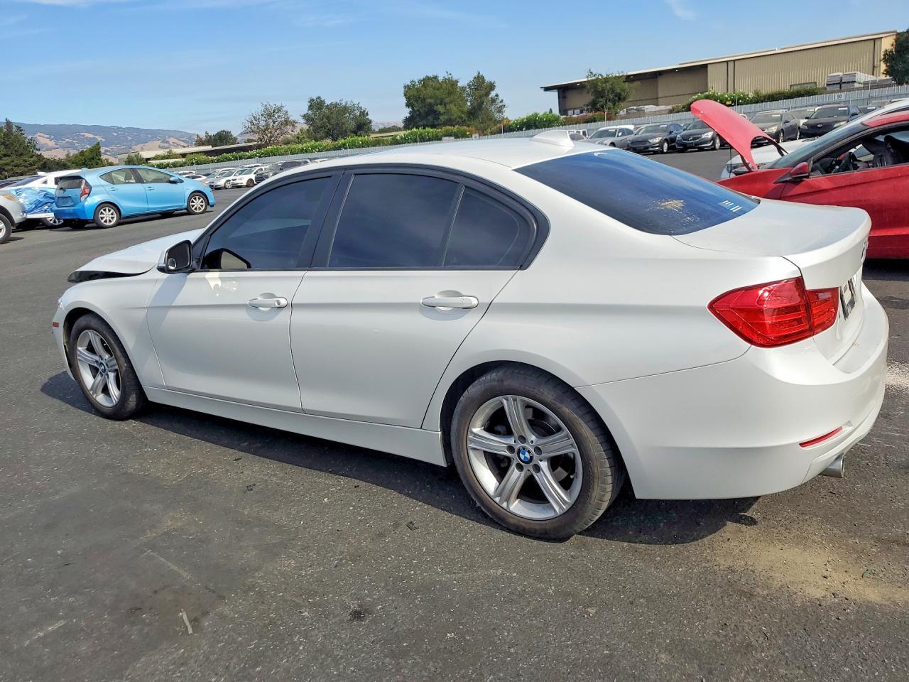 BMW Seria 3 - zdjęcie 2