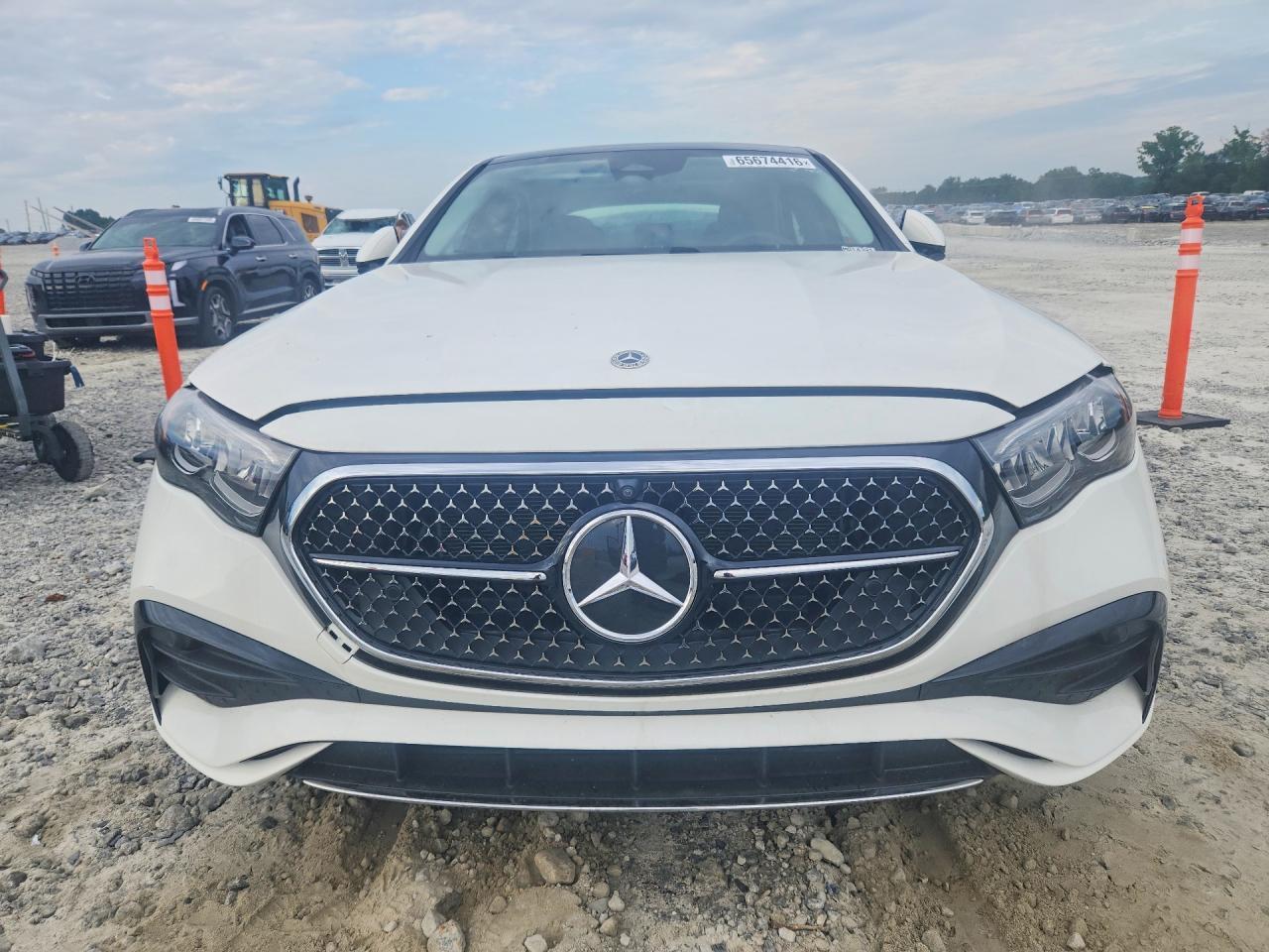 2026 Mercedes-Benz E 350 - zdjęcie 5