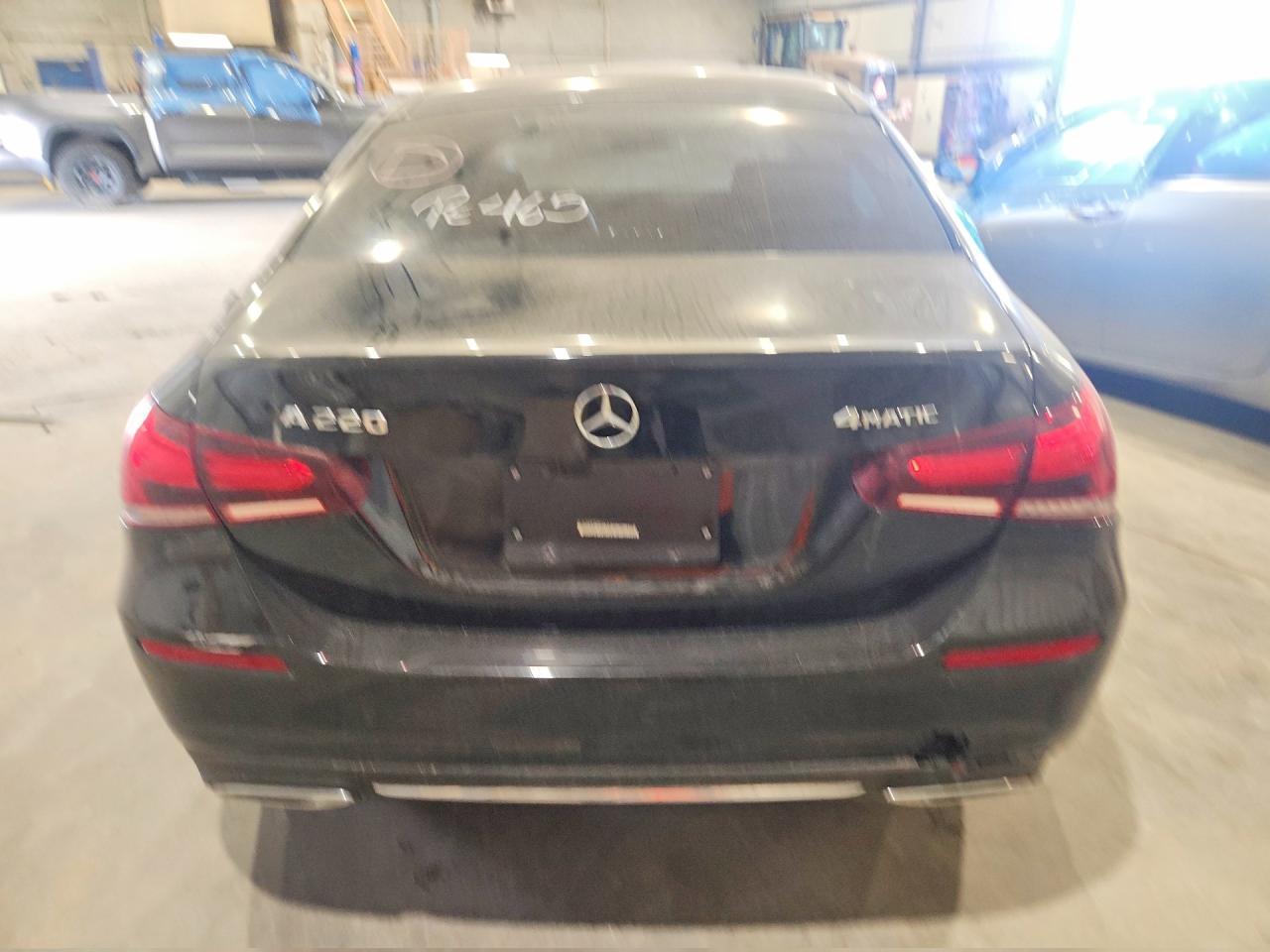 2021 Mercedes-Benz A 220 4Matic - zdjęcie 6