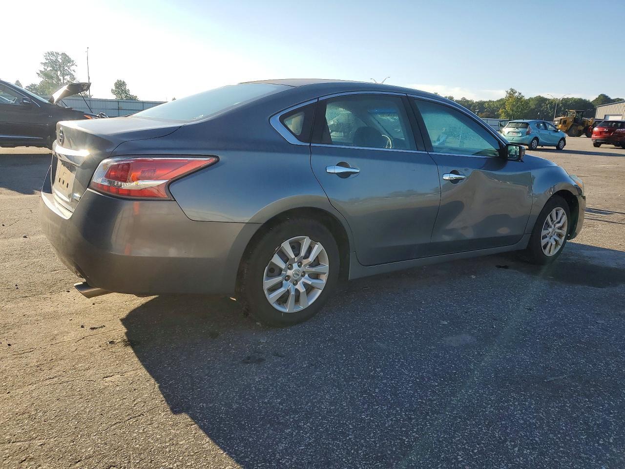 2014 Nissan Altima 2.5 - zdjęcie 3