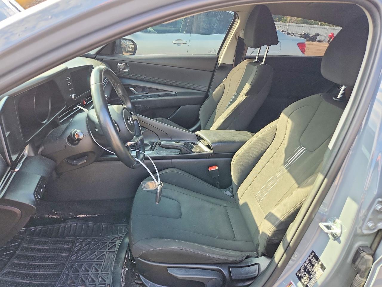2021 Hyundai Elantra Sel - zdjęcie 7