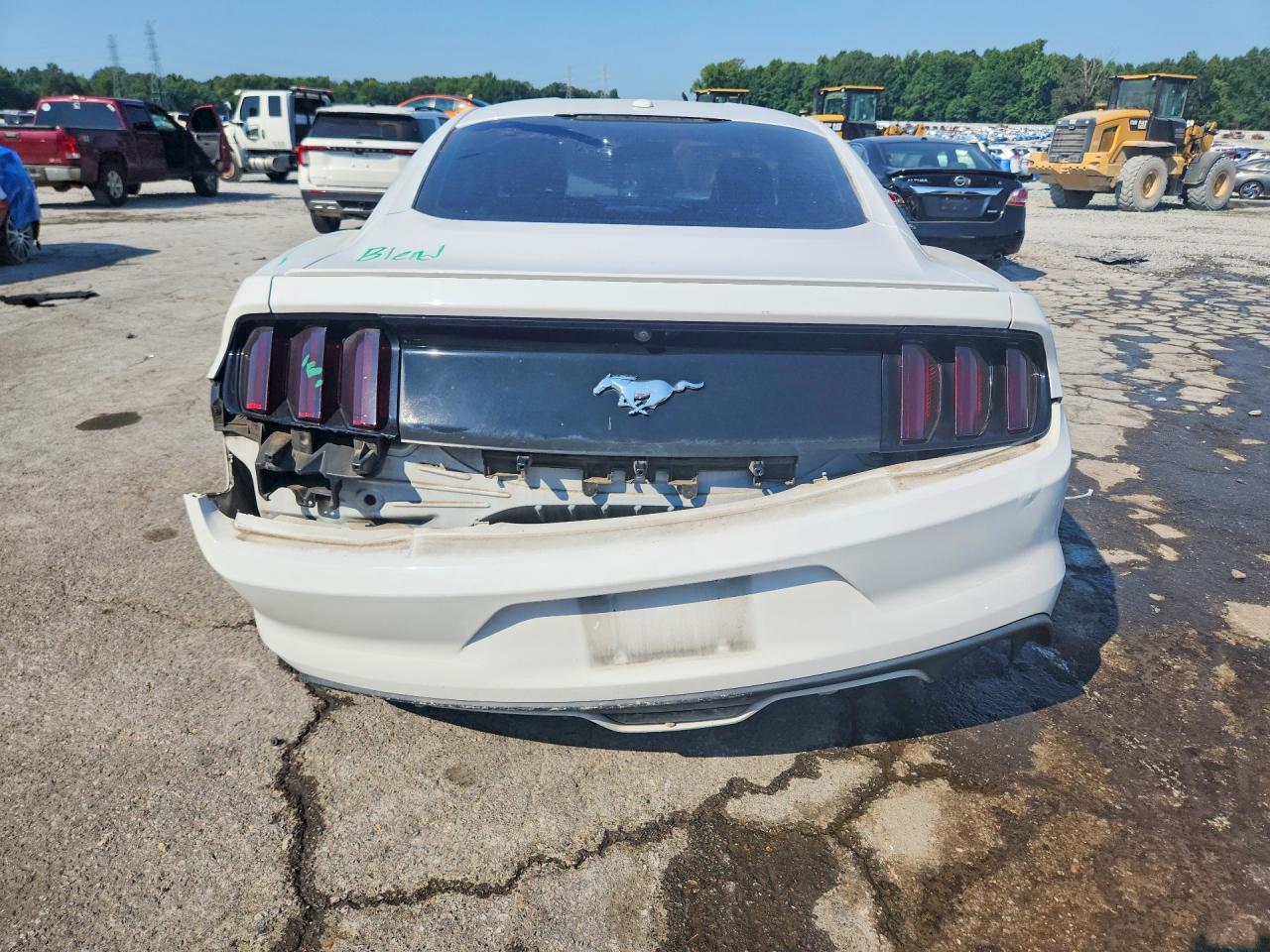2015 Ford Mustang - zdjęcie 6