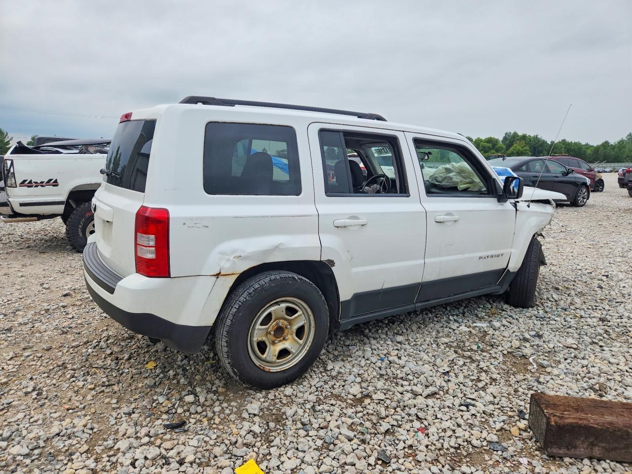 2013 Jeep Patriot Sport - zdjęcie 3