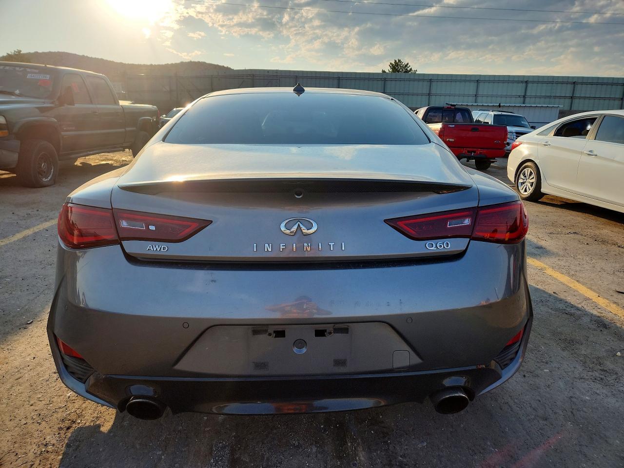 2017 Infiniti Q60 3.0T Premium - zdjęcie 6