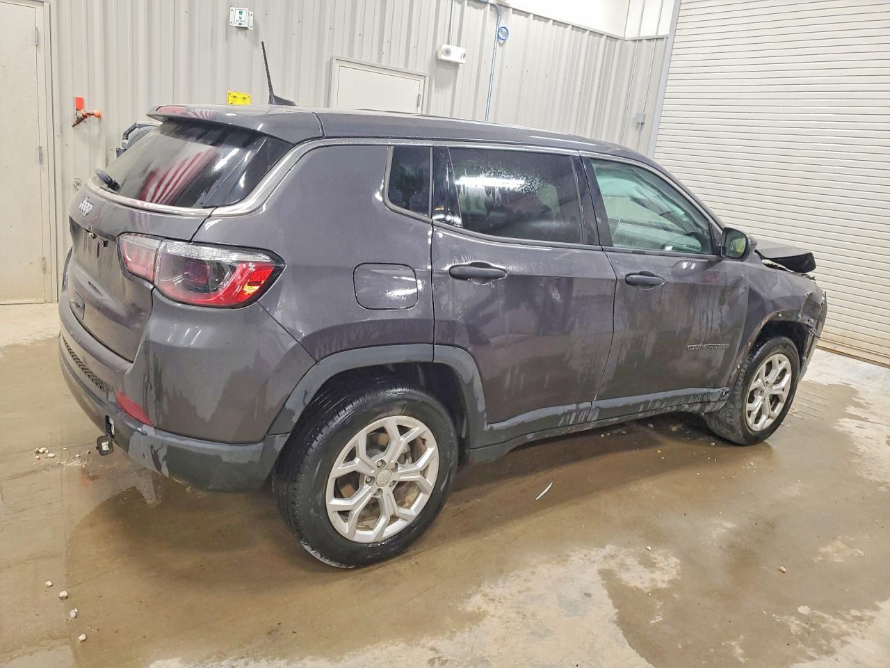 2024 Jeep Compass Sport - zdjęcie 3