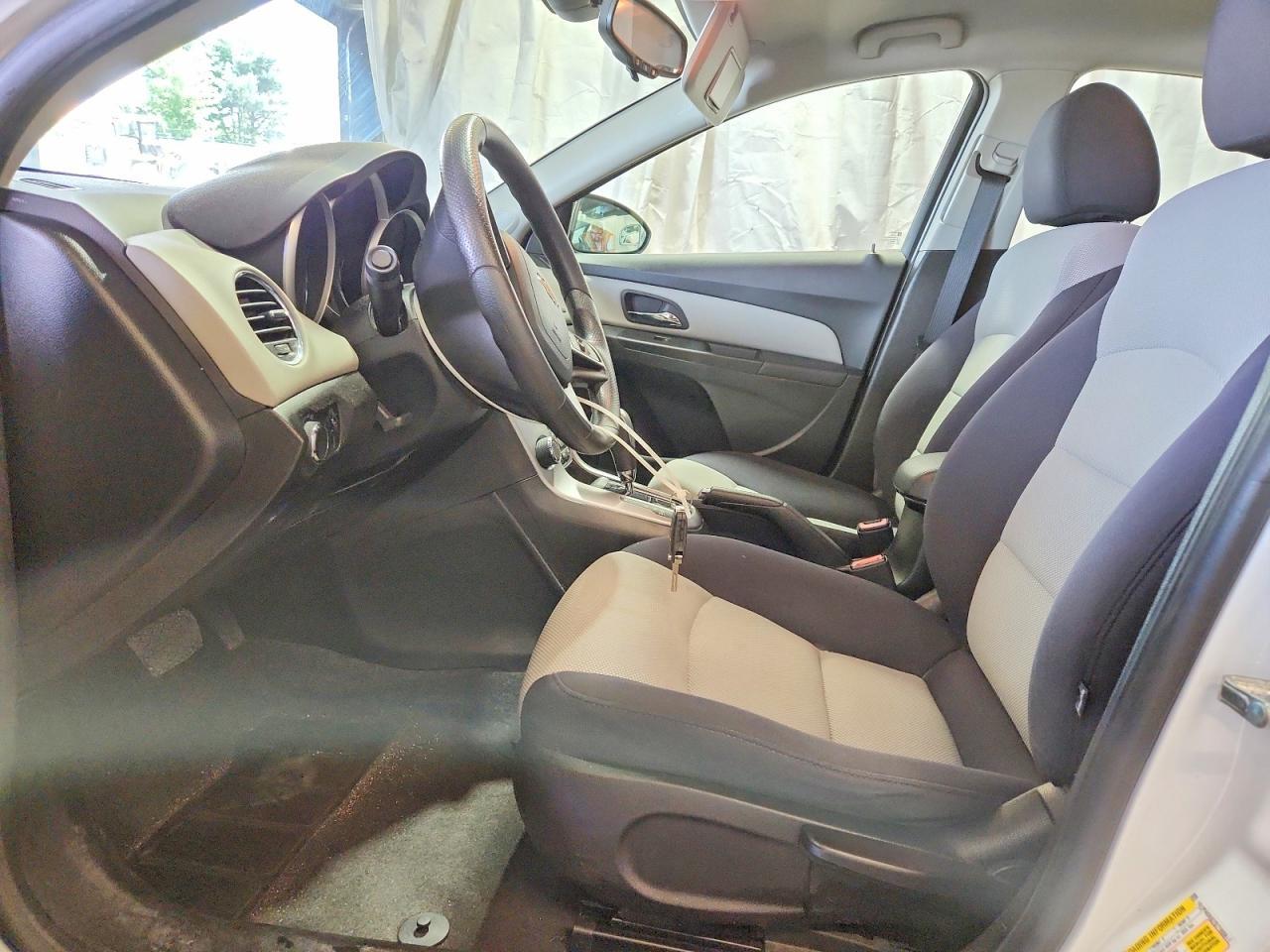2013 Chevrolet Cruze Ls - zdjęcie 7