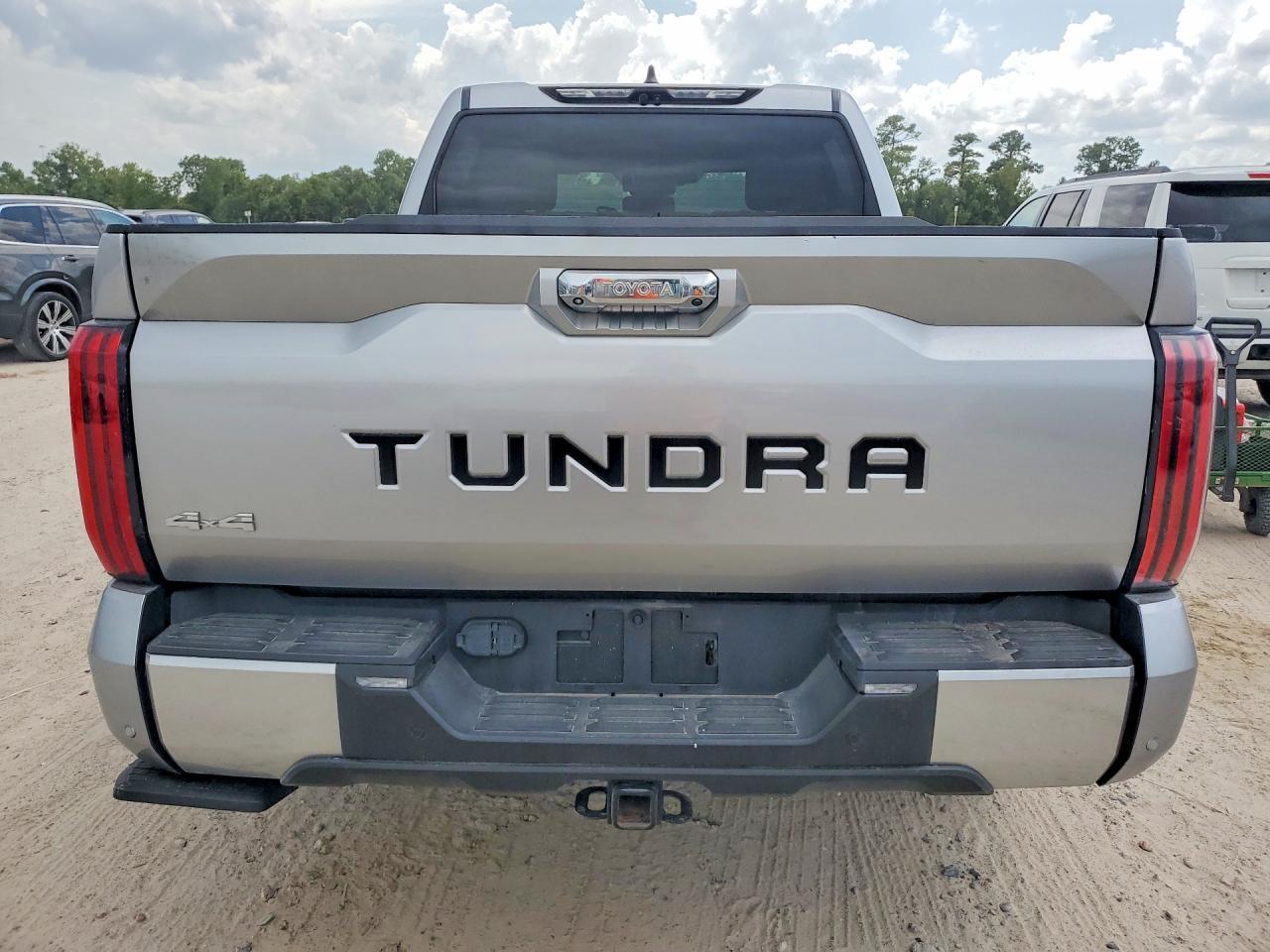 2024 Toyota Tundra Crewmax Limited - zdjęcie 6