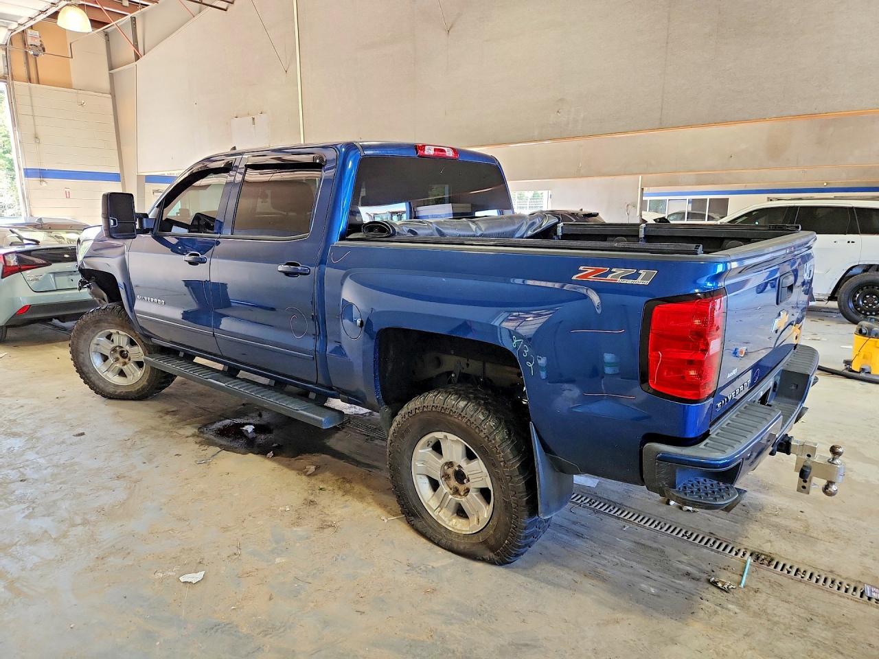 2017 Chevrolet Silverado K1500 Lt - zdjęcie 2