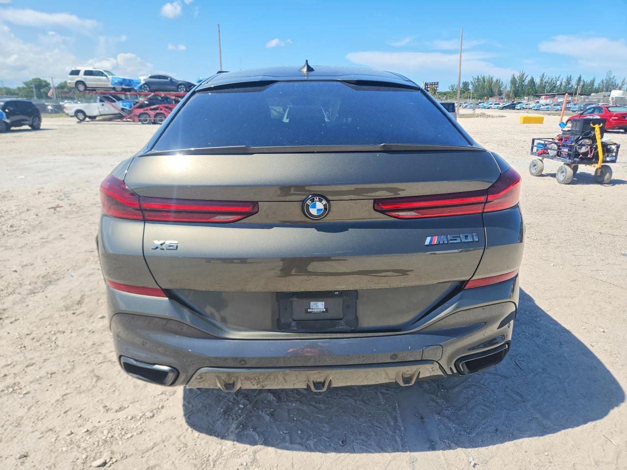 2022 BMW X6 M50I - zdjęcie 6